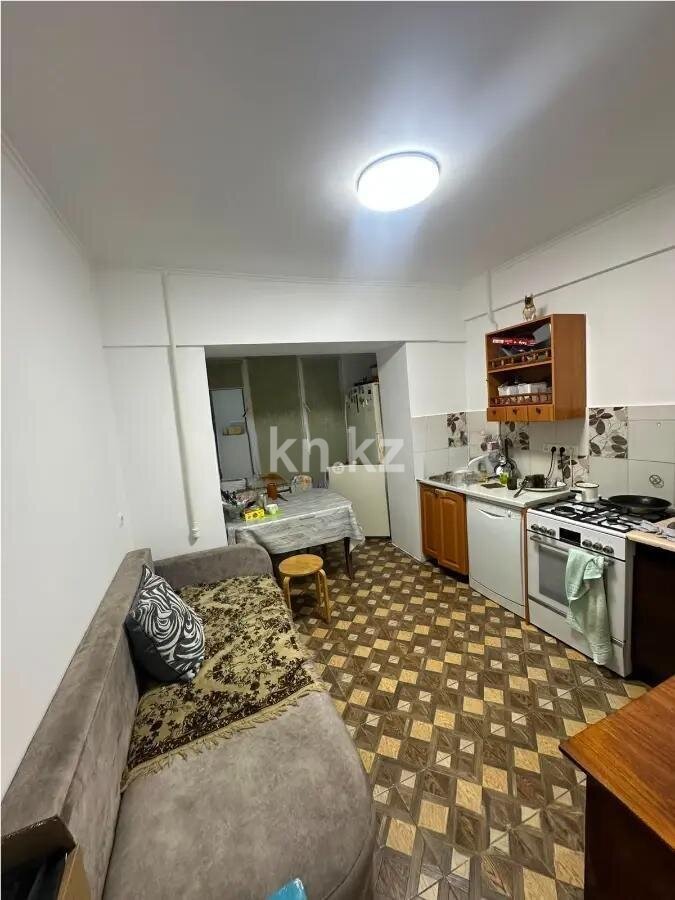 Продажа 3-комнатной квартиры, 68.5 м² в Алматы - фото 3