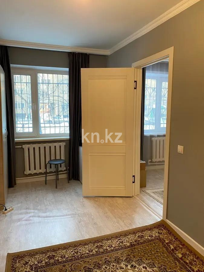 Продажа 2-комнатной квартиры, 48 м², мкр-н 13, дом  33 в Караганде - фото 2