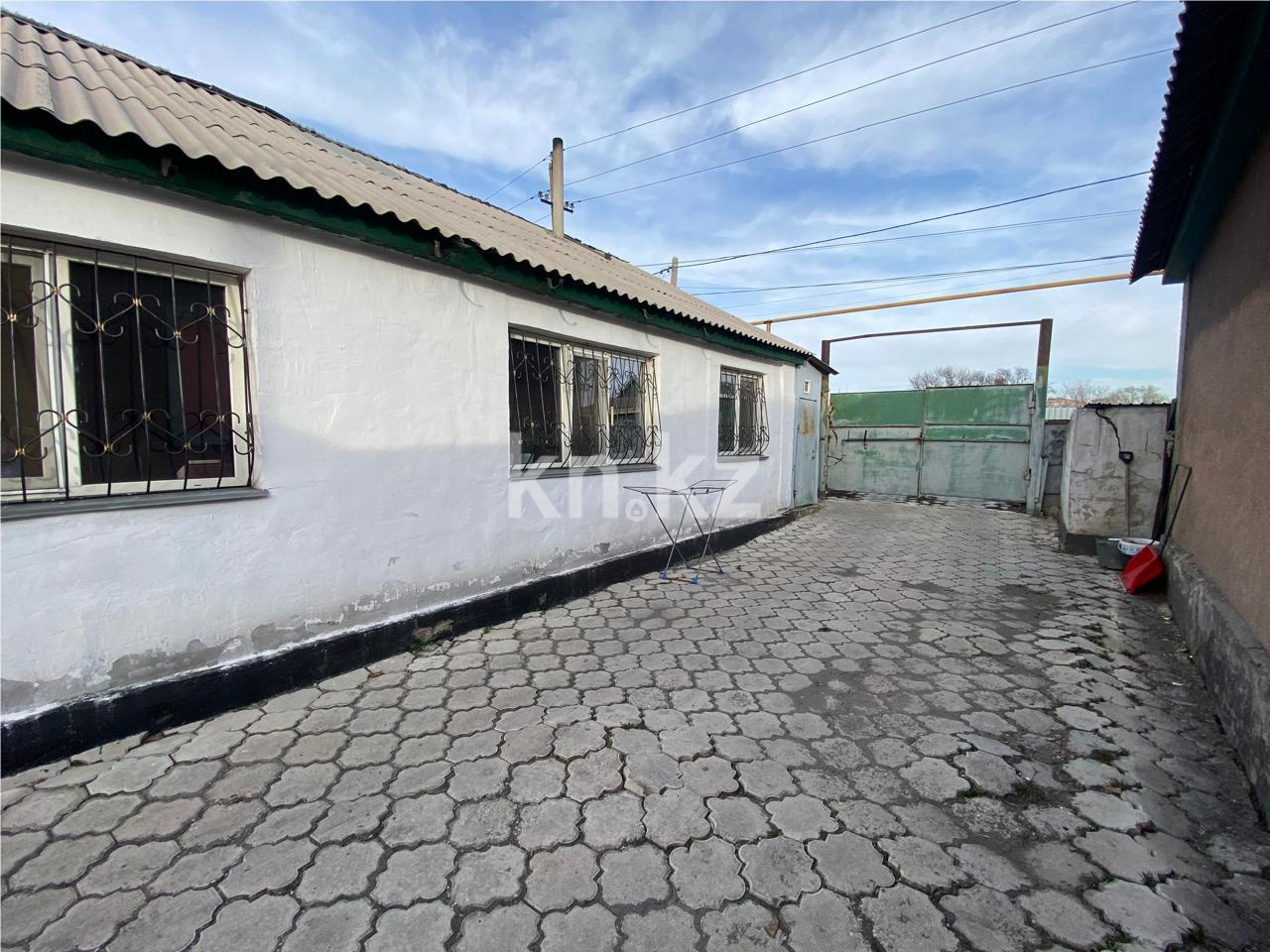 Продажа 4-комнатного дома, 70 м², ул. Памирская в Караганде - фото 2