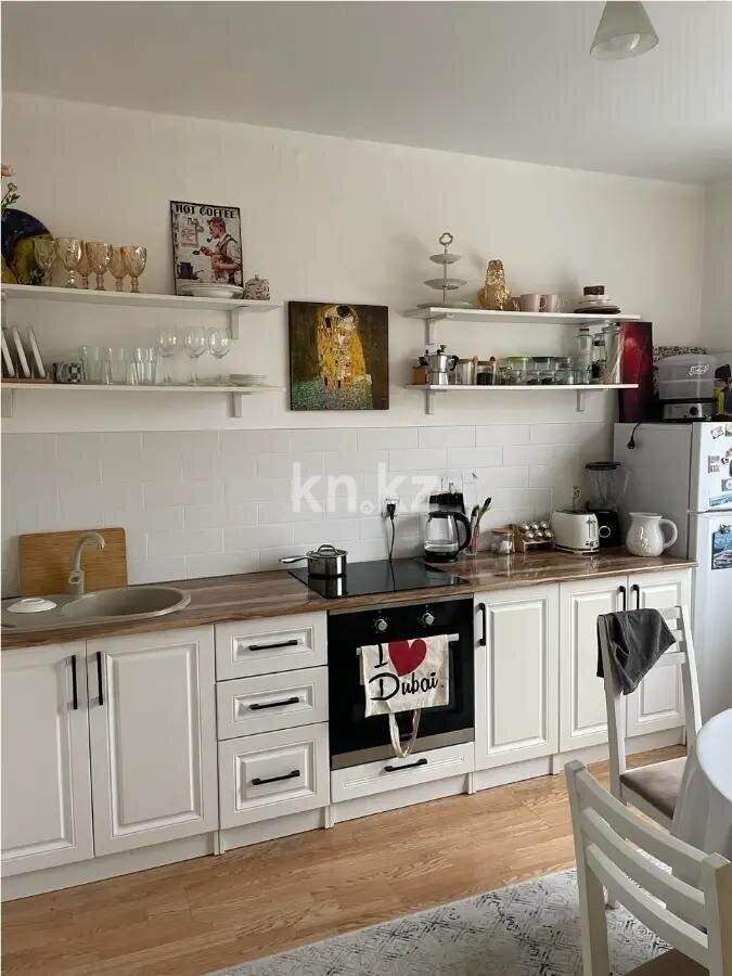 Продажа 1-комнатной квартиры, 38 м² в Астане