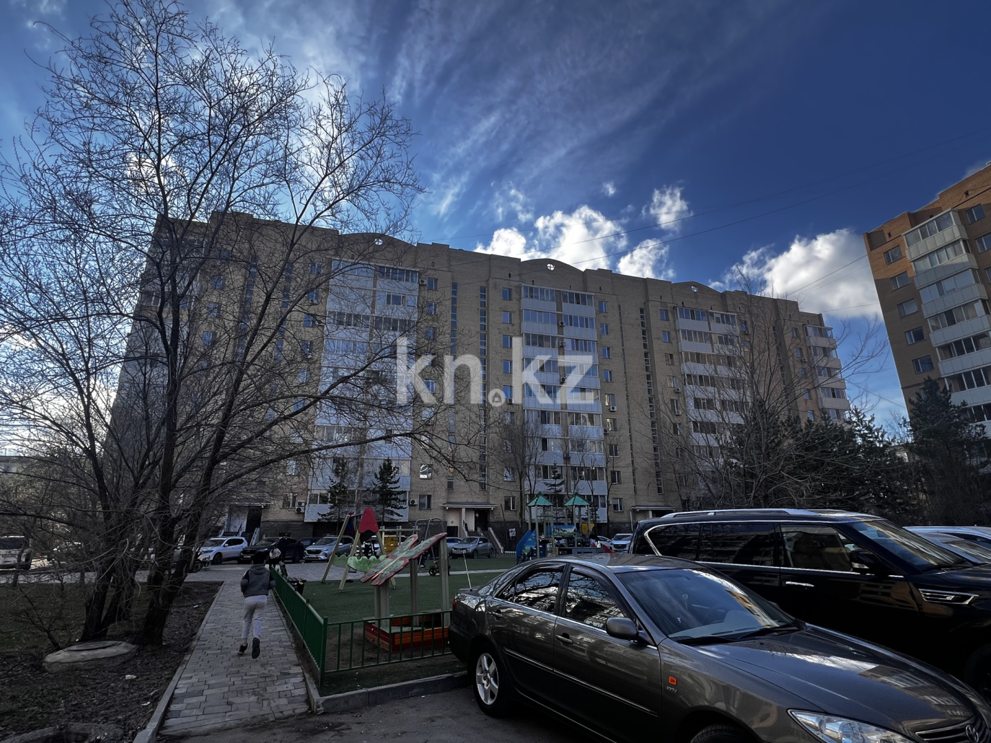 Продажа 2-комнатной квартиры, 72.1 м² в Астане