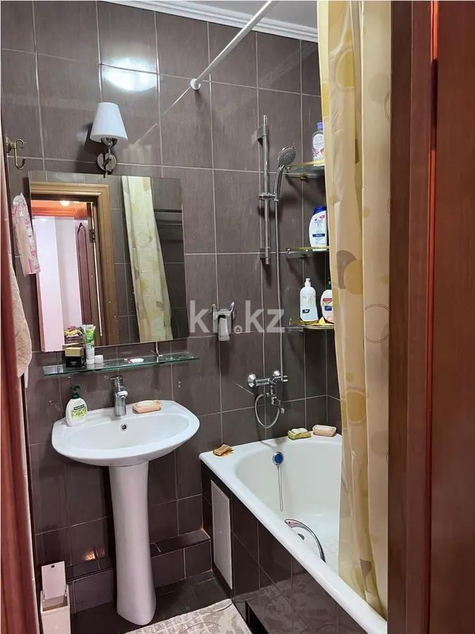 Продажа 2-комнатной квартиры, 53 м², ул. Торайгырова, дом  19а в Алматы - фото 3