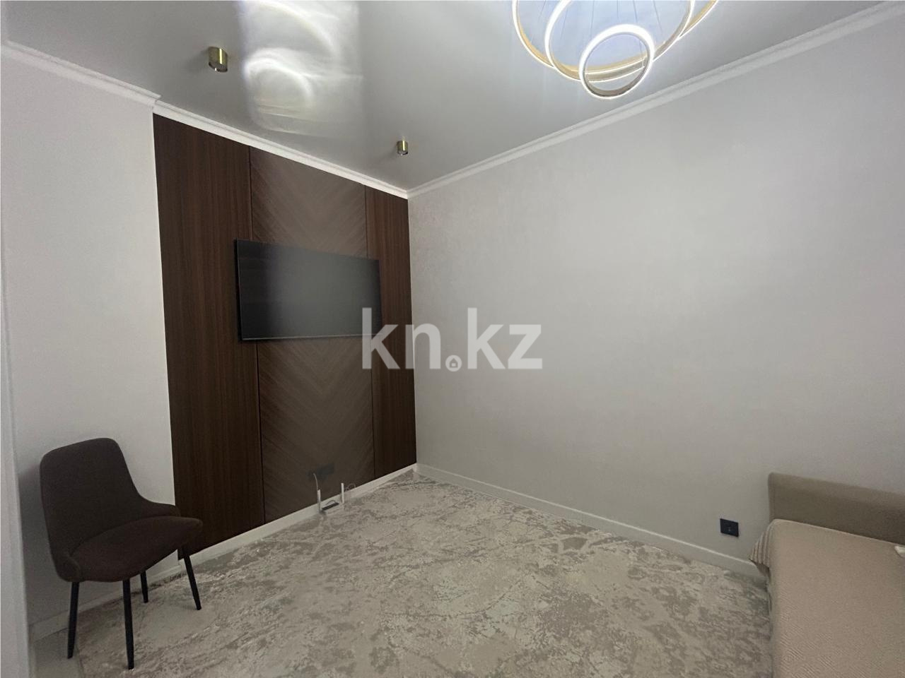 Продажа 2-комнатной квартиры, 42 м², ул. Е-36 в Астане - фото 3