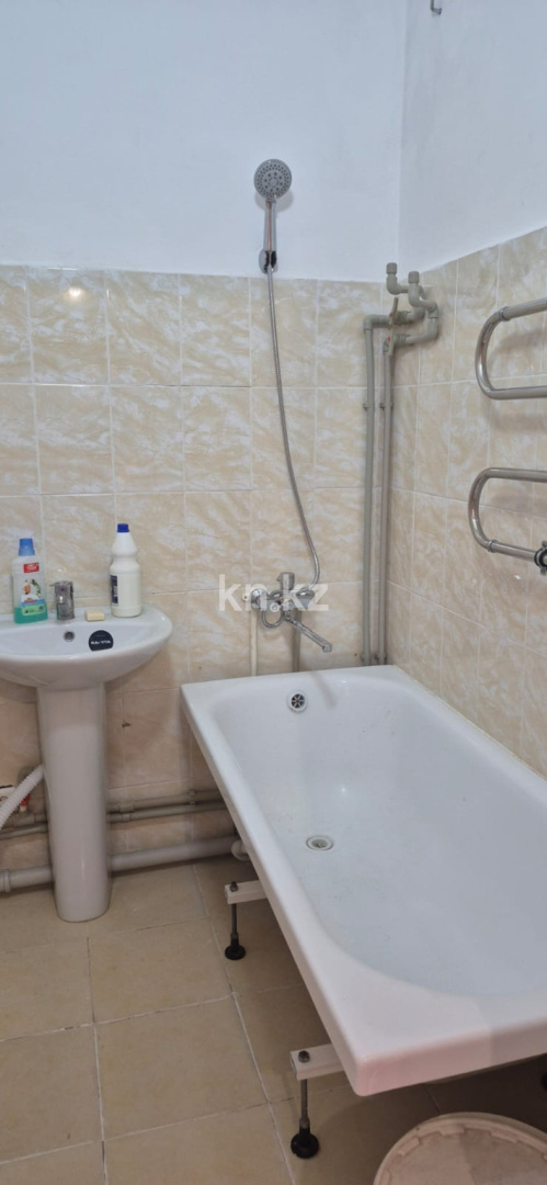 Продажа 3-комнатной квартиры, 79.2 м² в Актау - фото 6