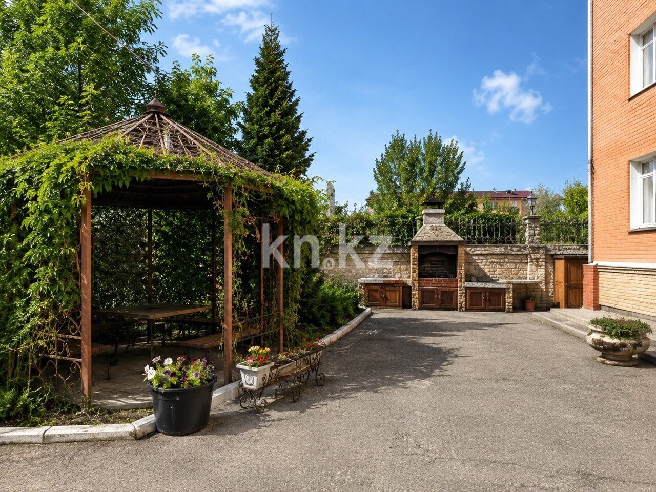 Продажа 4-комнатной квартиры, 140 м² в Темиртау - фото 3