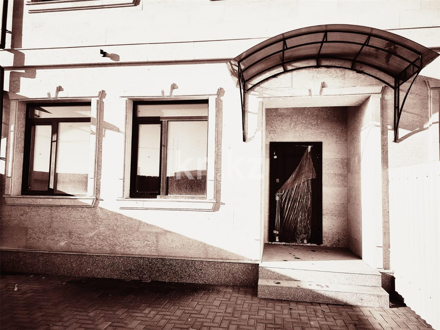 Продажа 4-комнатного дома, 145 м², ул. Ермекова в Караганде - фото 5