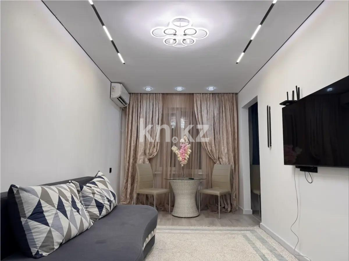 Продажа 3-комнатной квартиры, 59 м², ул. Кунаева, дом  15 в Алматы