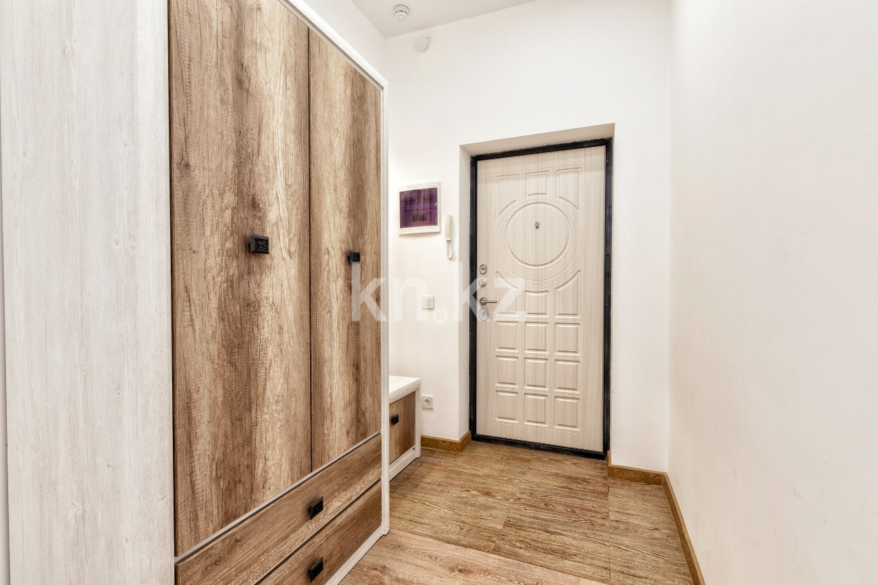 Аренда 1-комнатной квартиры посуточно, 46 м², ул. Анет баба, дом  3 - ул. Сыганак в Астане - фото 9