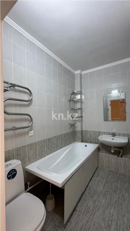 Продажа 1-комнатной квартиры, 40 м², ул. Мустай Карима, дом  13а в Алматы - фото 3