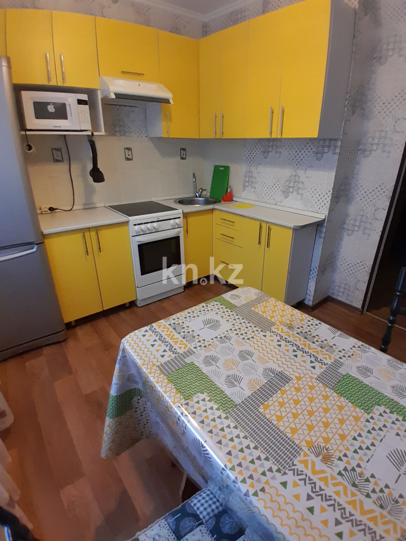 Аренда 1-комнатной квартиры посуточно, 33 м², Кривенко, дом  81 в Павлодаре - фото 3