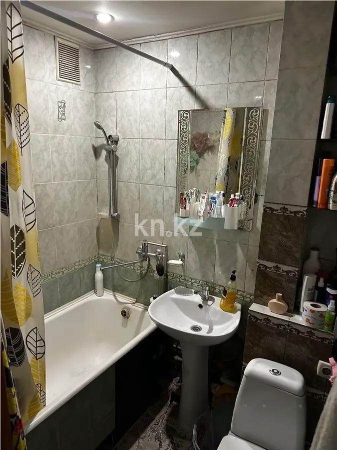 Продажа 3-комнатной квартиры, 59.7 м², мкр-н 3, дом  21 в Алматы - фото 4