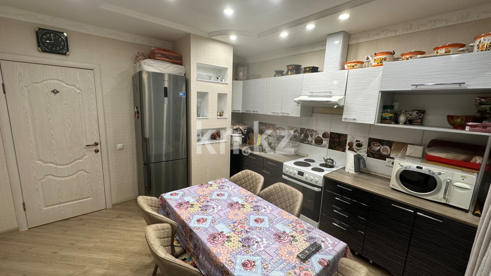 Продажа 3-комнатной квартиры, 90.5 м² в Караганде - фото 11
