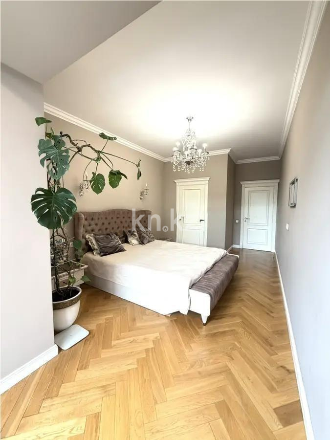 Продажа 4-комнатной квартиры, 157.44 м² в Алматы - фото 3