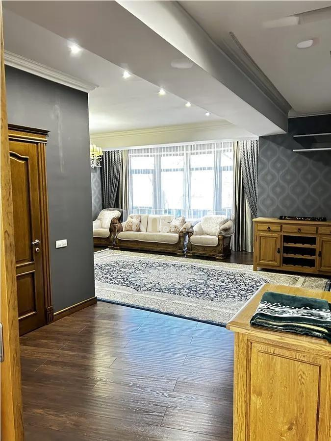 Продажа 5-комнатной квартиры, 450 м² в Алматы
