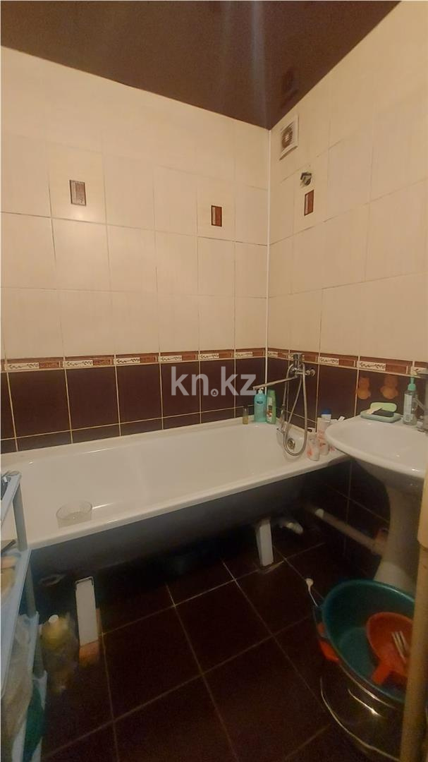 Продажа 3-комнатной квартиры, 64 м² в Караганде - фото 11