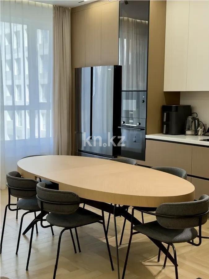 Продажа 4-комнатной квартиры, 126 м² в Астане - фото 2