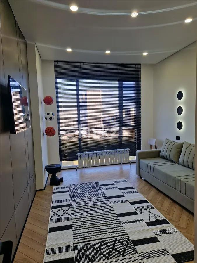 Продажа 3-комнатной квартиры, 60 м², ул. Сыганак, дом  28 в Астане