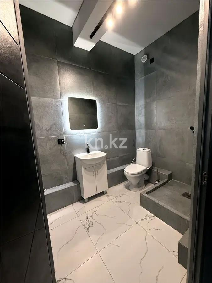 Продажа 2-комнатной квартиры, 52 м², ул. Утепова, дом  20 в Алматы - фото 6