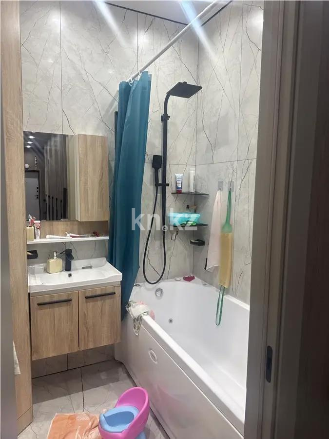 Продажа 4-комнатной квартиры, 116 м², ул. Молдагалиева, дом  5 в Астане - фото 6