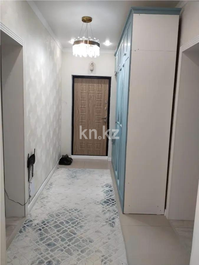 Продажа 3-комнатной квартиры, 82 м², ул. Байтурсынова, дом  39/1 в Астане - фото 4