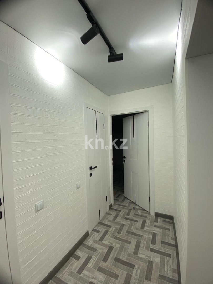 Продажа 2-комнатной квартиры, 40.3 м² в Караганде - фото 10