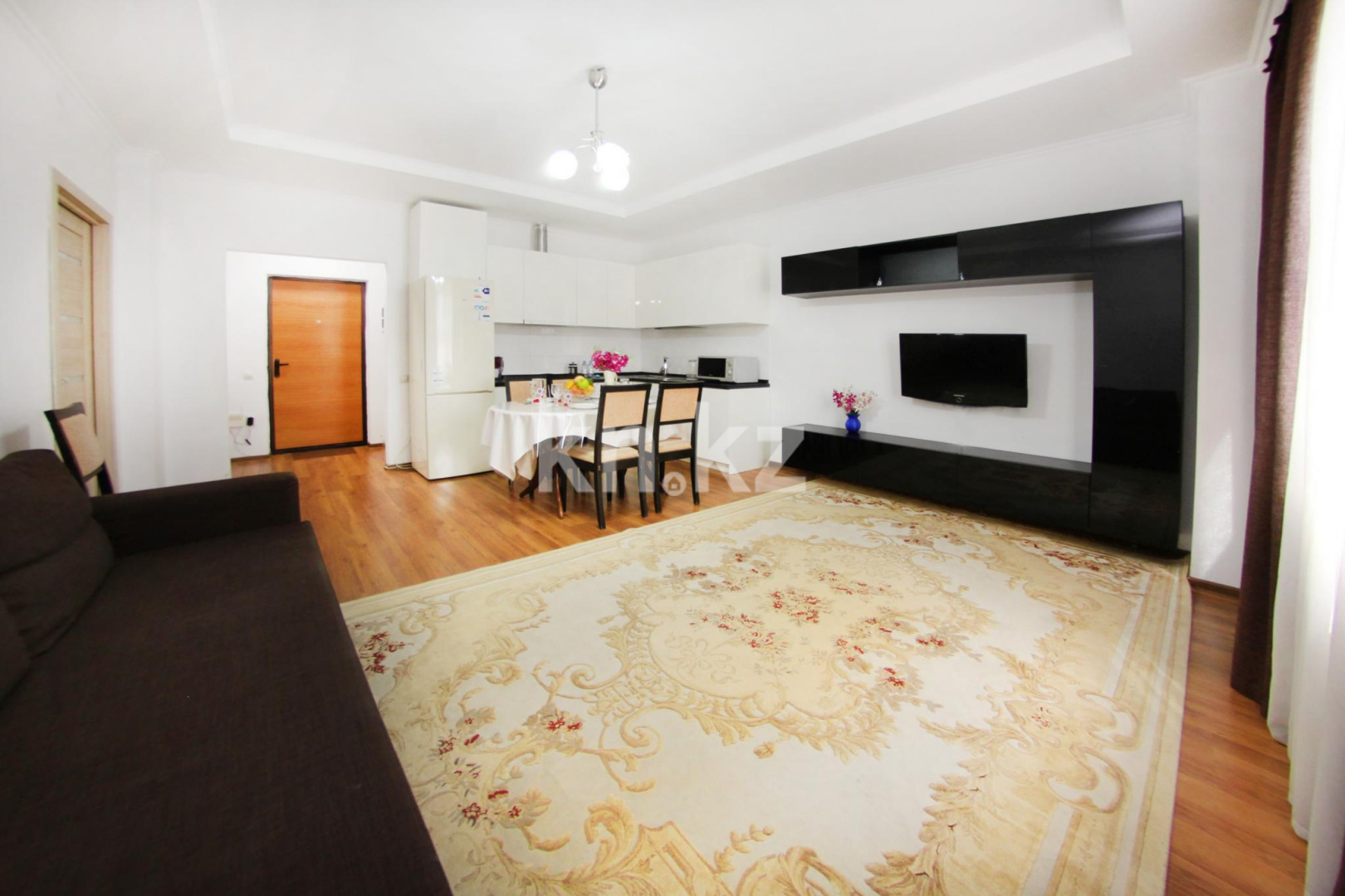 Аренда 2-комнатной квартиры посуточно, 48 м², Каблукова, дом  38г - ул. Торайгырова в Алматы - фото 15