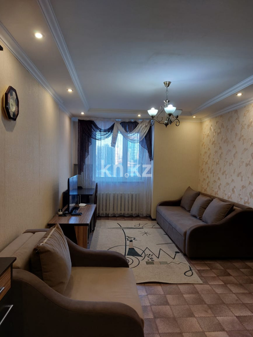 Аренда 1-комнатной квартиры, 40 м² в Астане