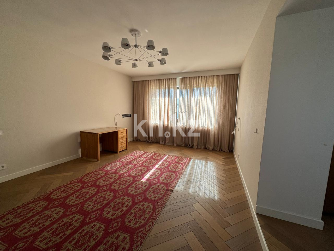 Аренда 5-комнатного дома, 380 м², ул. Кыз-Жибек в Астане - фото 29