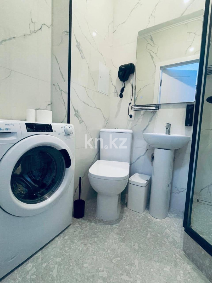 Аренда 1-комнатной квартиры посуточно, 32 м², ул. Керей, Жанибек хандар, дом  9 - пр. Кабанбай батыра в Астане - фото 19