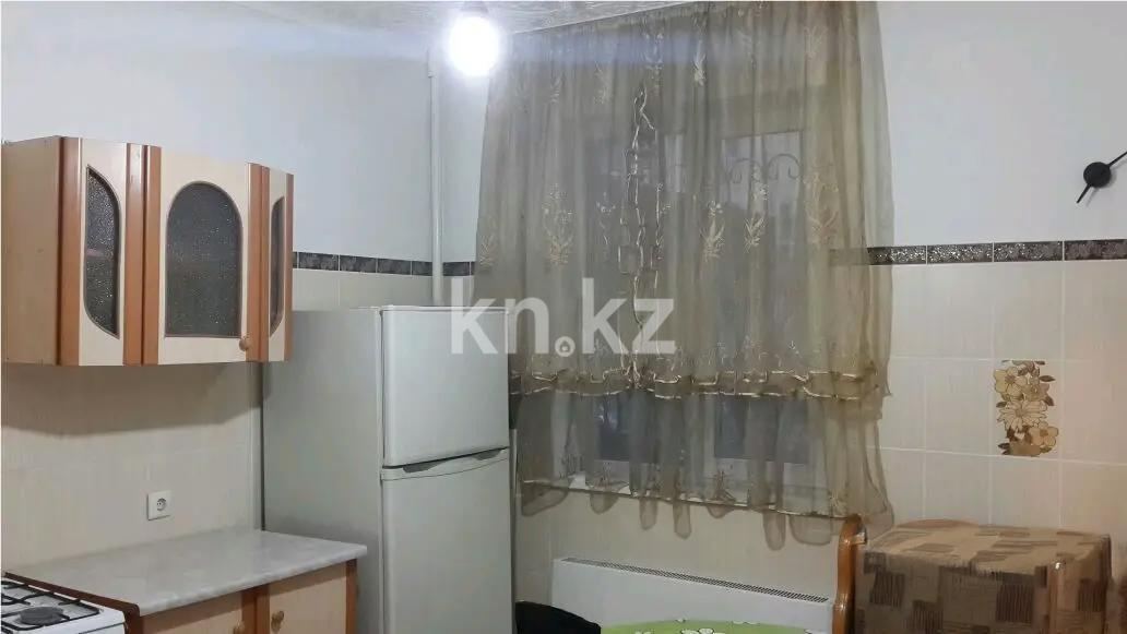 Продажа 1-комнатной квартиры, 40 м², мкр-н Аксай-1а, дом  31 в Алматы - фото 2