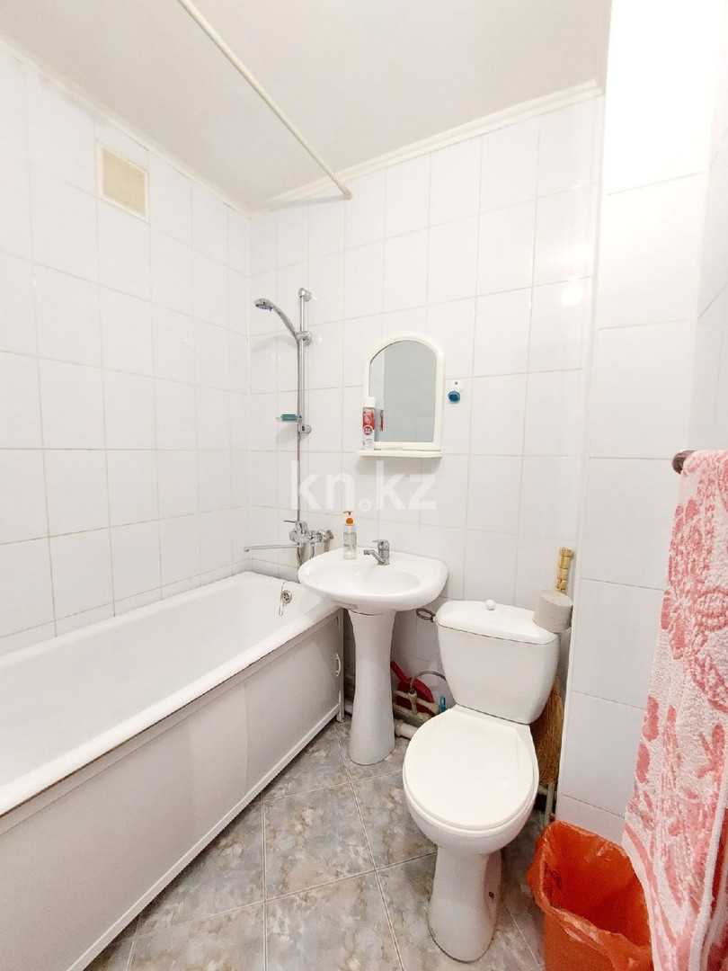 Аренда 1-комнатной квартиры посуточно, 35 м², мкр-н Авангард-4 в Атырау - фото 9