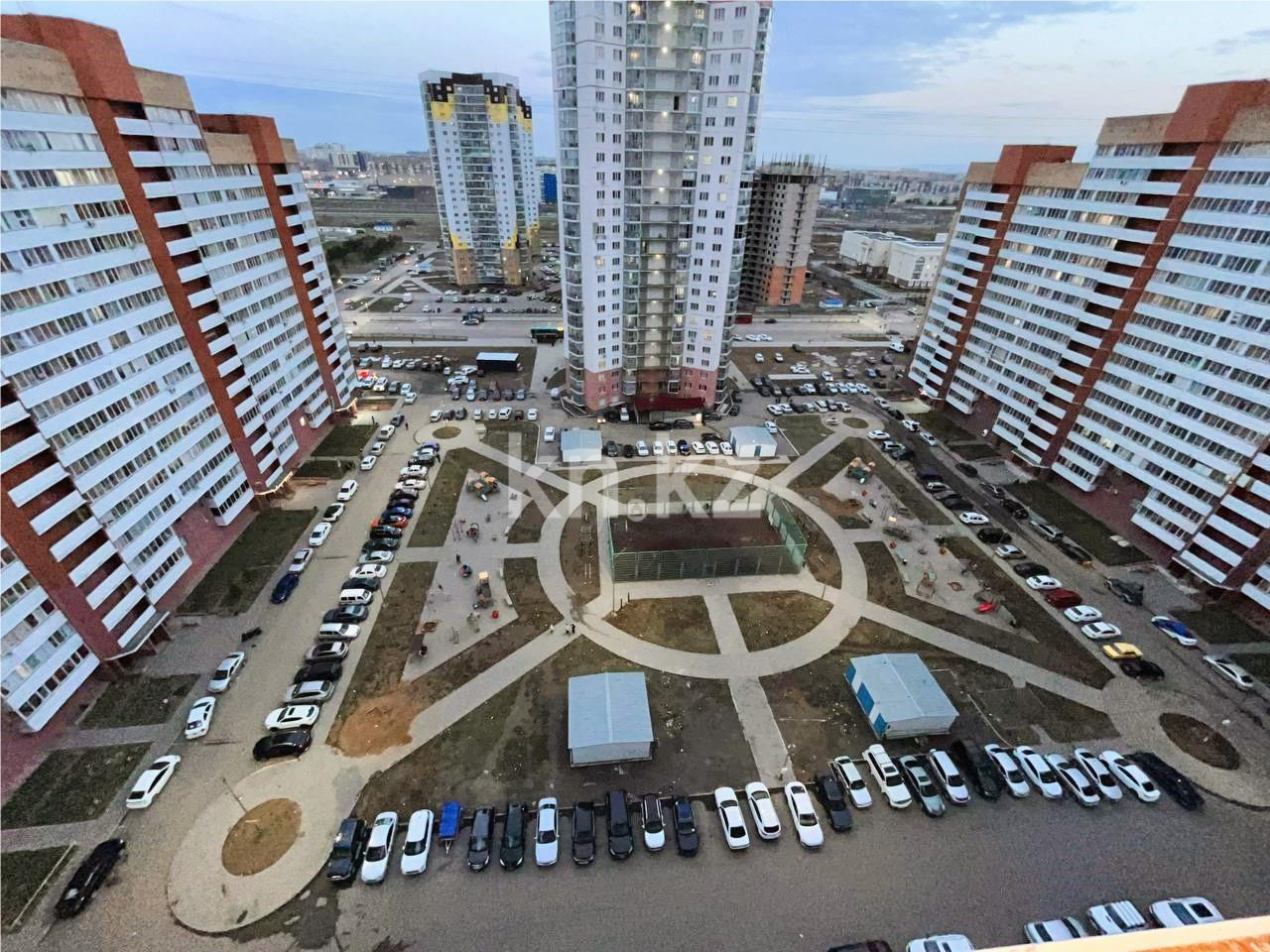 Продажа 2-комнатной квартиры, 71 м², ул. Момышулы в Караганде - фото 2