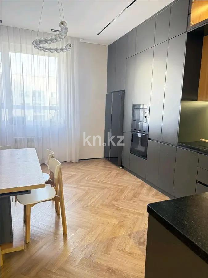 Продажа 5-комнатной квартиры, 131 м², ул. Райымбек батыра, дом  54 в Астане - фото 4