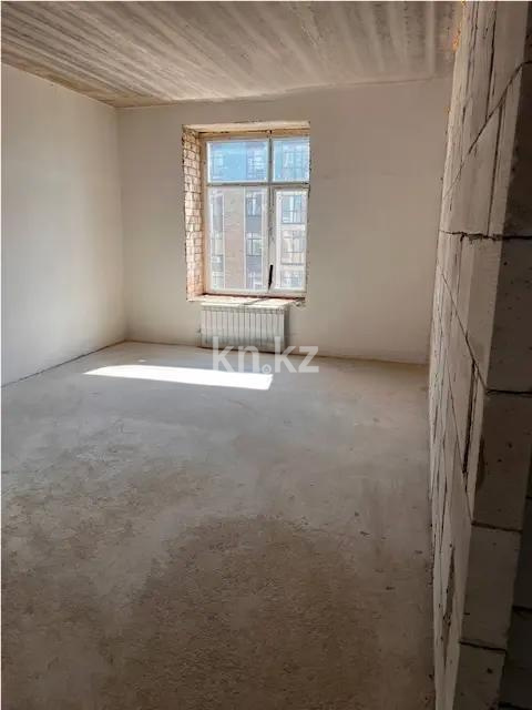 Продажа 2-комнатной квартиры, 74 м², ул. Ашимова, дом  15 в Караганде - фото 2