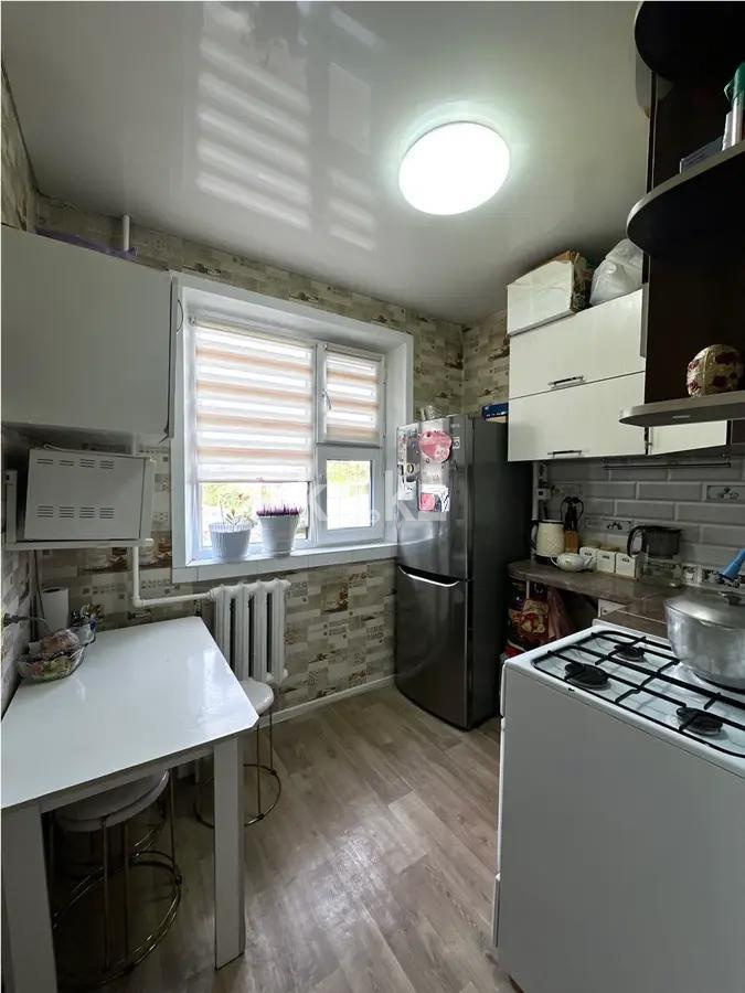 Продажа 2-комнатной квартиры, 48 м², 17-й мкр., дом  44 в Караганде - фото 3