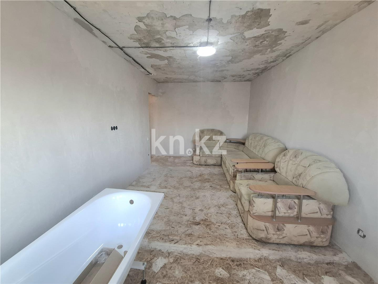 Продажа 2-комнатной квартиры, 43 м², пр. Момышулы в Темиртау - фото 2