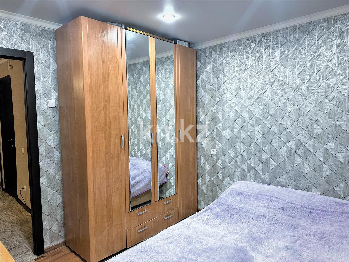 Продажа 3-комнатной квартиры, 63 м², ул. Муканова, дом  18 в Караганде - фото 6