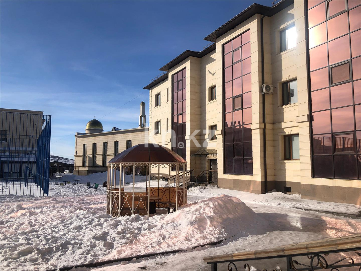 Продажа 2-комнатной квартиры, 59 м², ул. Ондасынова, дом  8 в Караганде - фото 16