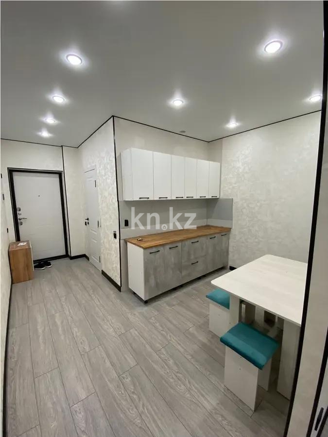 Продажа 1-комнатной квартиры, 28 м², ул. Омарова, дом  1 в Алматы - фото 2