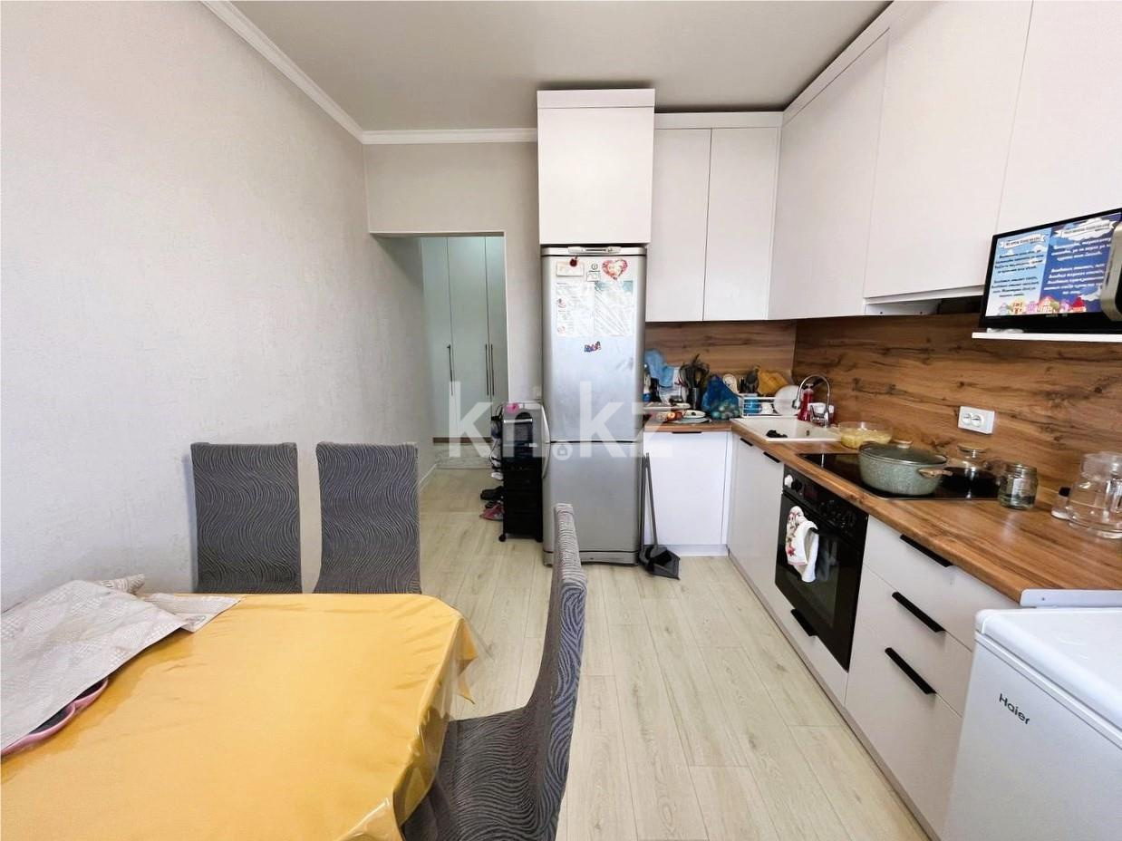 Продажа 2-комнатной квартиры, 60 м², ул. Сарыарка, дом  19 в Караганде - фото 7