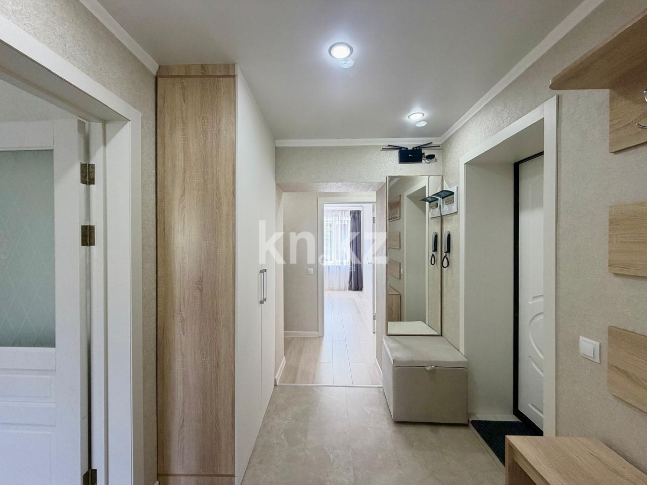 Продажа 4-комнатной квартиры, 75.4 м² в Караганде - фото 18
