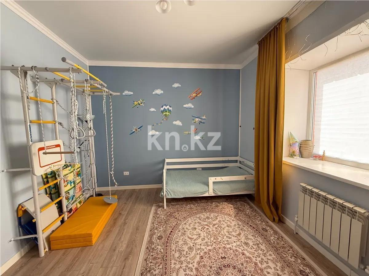 Продажа 3-комнатной квартиры, 93 м², ул. Жилой район 1, дом  8 в Караганде - фото 3