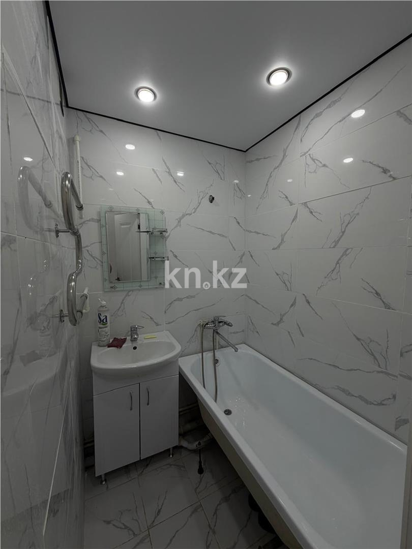 Продажа 3-комнатной квартиры, 62 м² в Караганде - фото 8