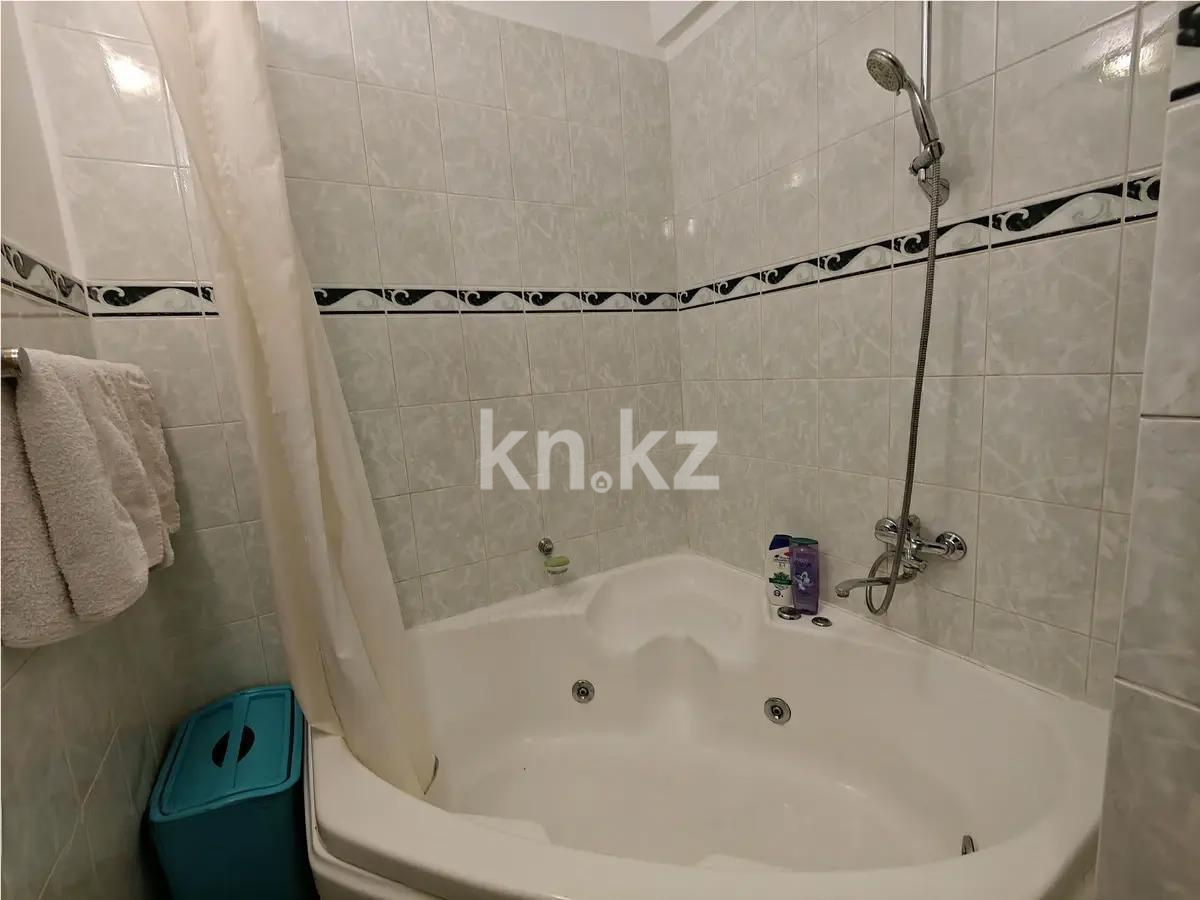 Продажа 4-комнатной квартиры, 95 м², мкр-н Коктем-2, дом  1 в Алматы - фото 4