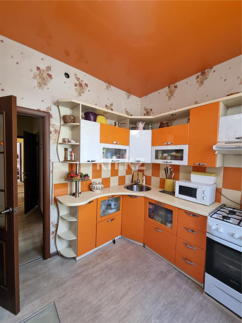 Продажа 3-комнатной квартиры, 80 м², ул. Мустафина, дом  12 в Караганде