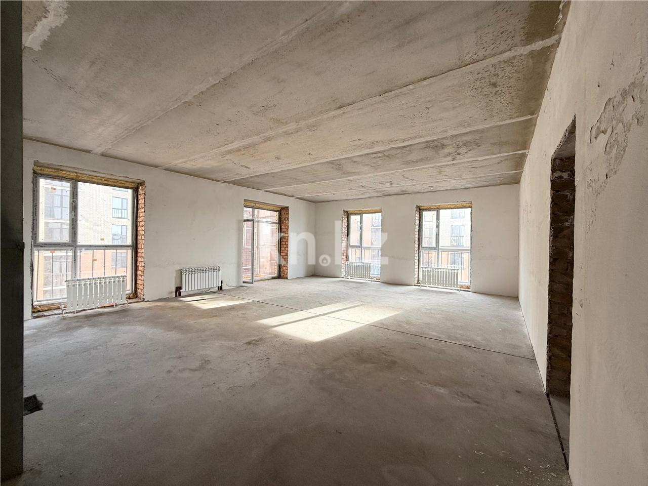 Продажа 4-комнатной квартиры, 117 м² в Караганде - фото 3