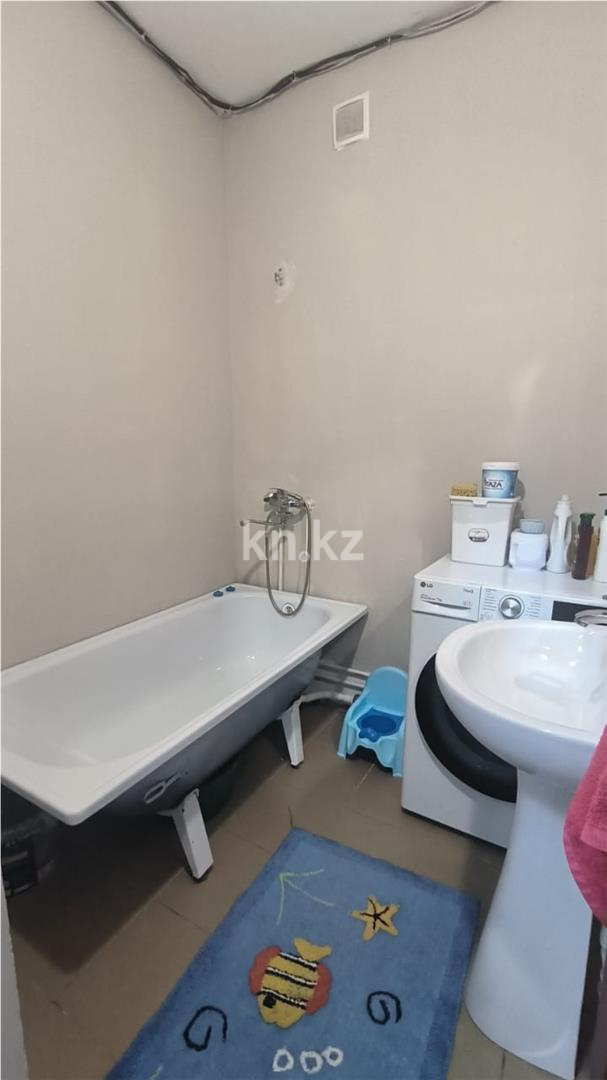 Продажа 2-комнатной квартиры, 69 м², ул. Момышулы в Караганде - фото 9