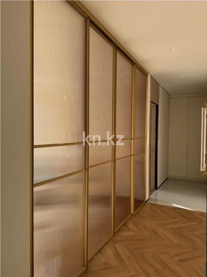 Продажа 2-комнатной квартиры, 65.4 м² в Алматы - фото 3