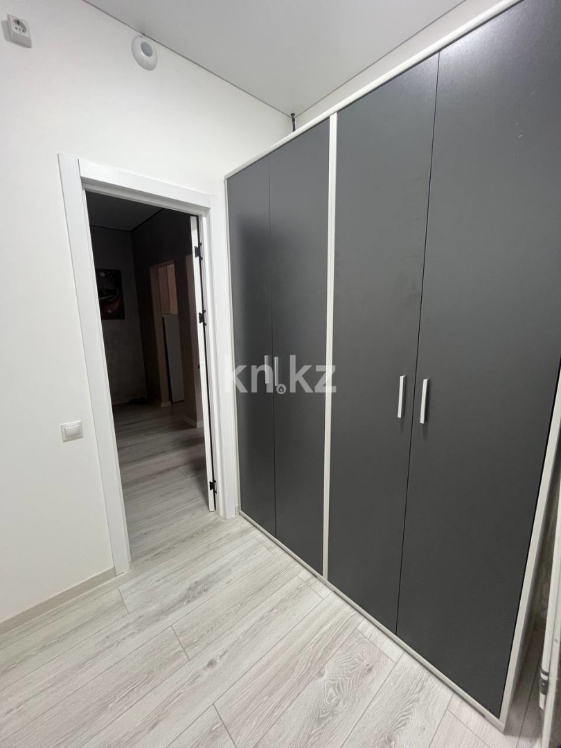 Аренда 1-комнатной квартиры, 60 м², ул. Толстого, дом  74 в Костанае - фото 8