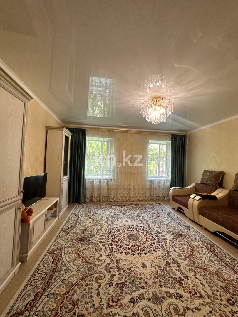 Продажа 3-комнатной квартиры, 71 м², ул. Абая, дом  46 в Караганде - фото 9